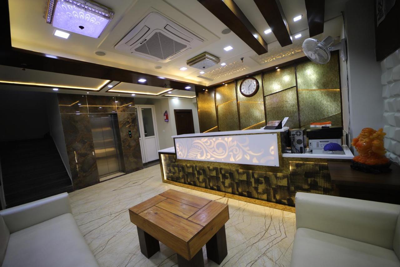 Hotel Royal Phoenix Agra  Bagian luar foto