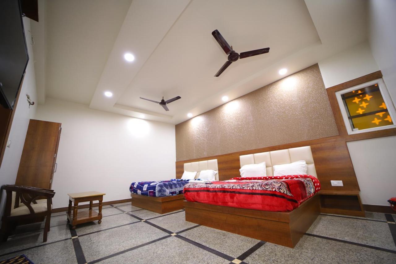 Hotel Royal Phoenix Agra  Bagian luar foto