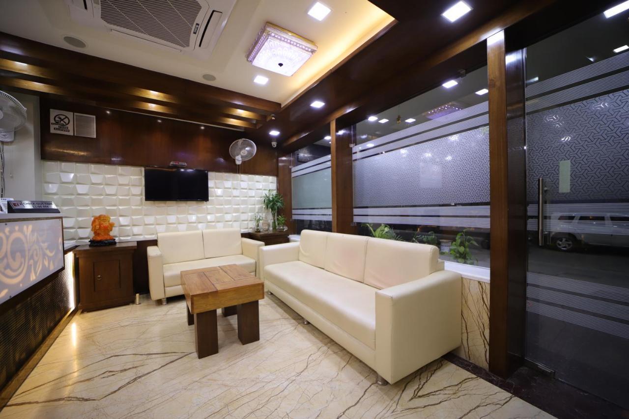 Hotel Royal Phoenix Agra  Bagian luar foto