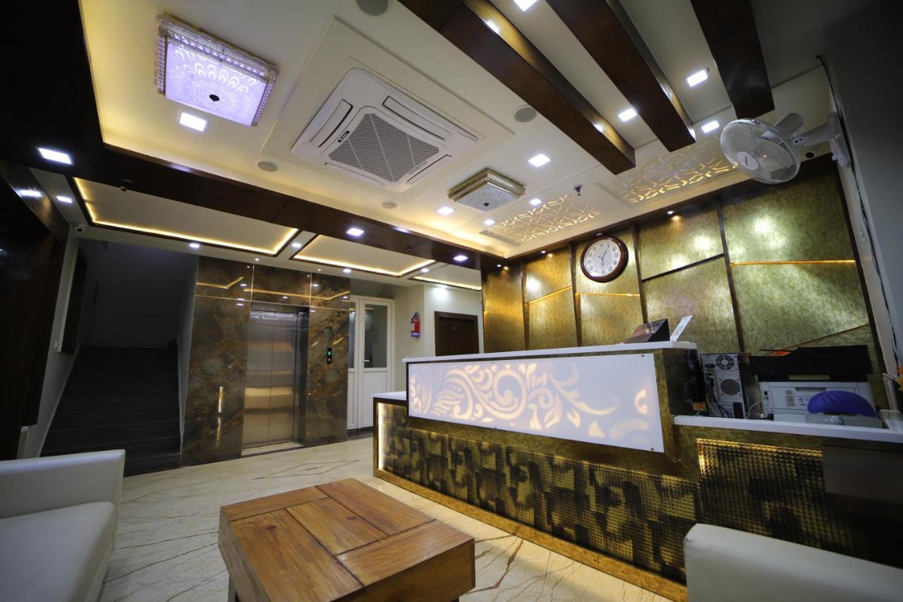 Hotel Royal Phoenix Agra  Bagian luar foto