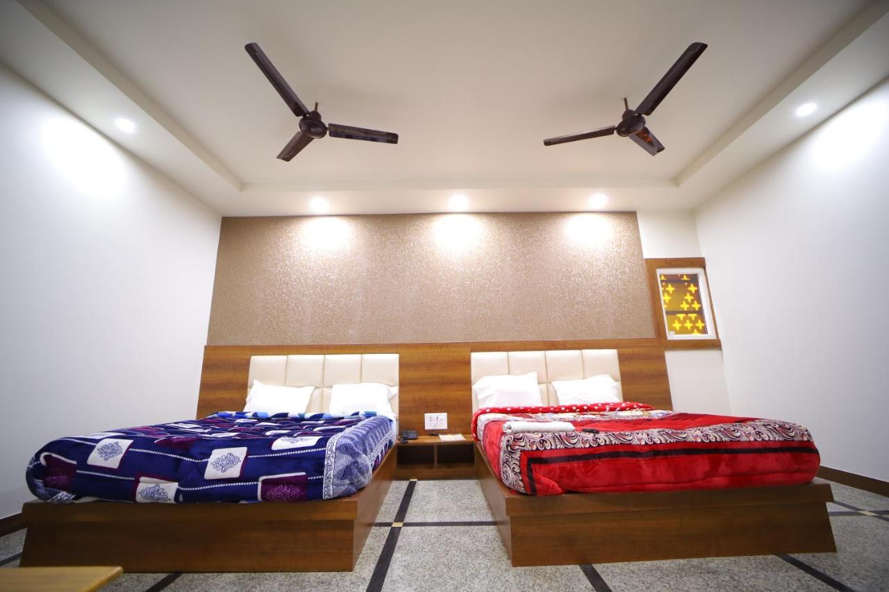 Hotel Royal Phoenix Agra  Bagian luar foto