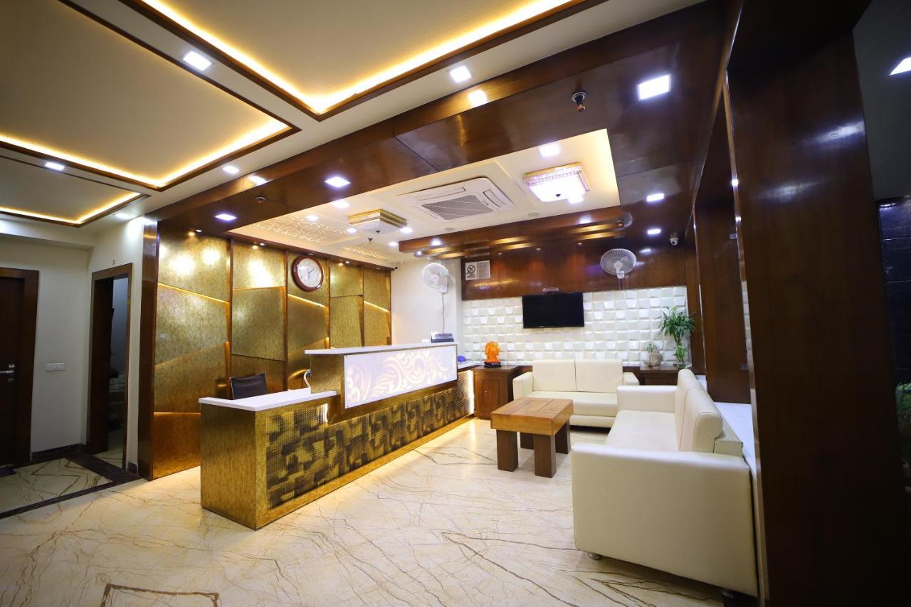 Hotel Royal Phoenix Agra  Bagian luar foto