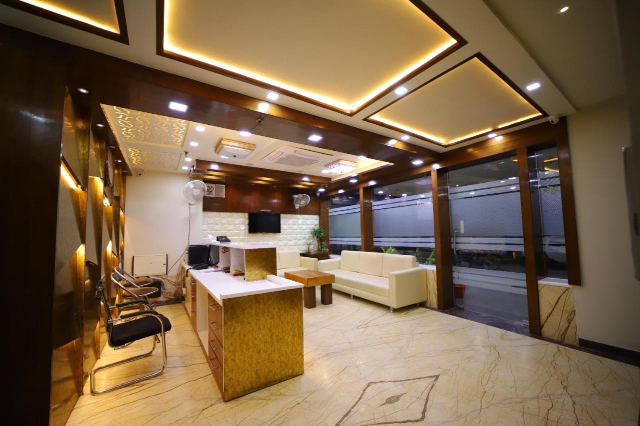 Hotel Royal Phoenix Agra  Bagian luar foto